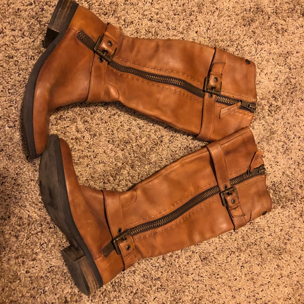 Steve Madden leather boots